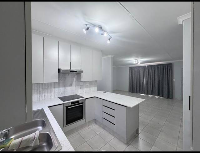 2 BEDROOM PROPERTY TO RENT IN SUNAIR PARK
